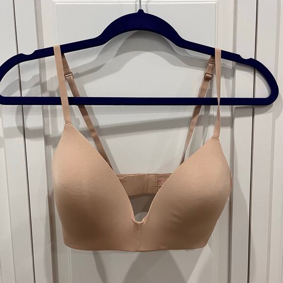 SKIMS 34C Wireless Form T-Shirt Bra - Picture 3 of 6